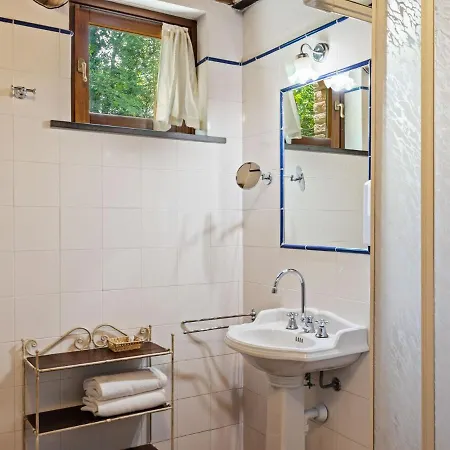Belvilla By Oyo A Recently Renovated