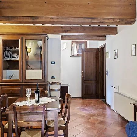 House In Umbria With Pool & Garden Views Apartman